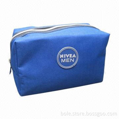 Cosmetic Bag, Made of 600D, Branded Design, Metal Zipper Closure, Customized Logos Welcomed